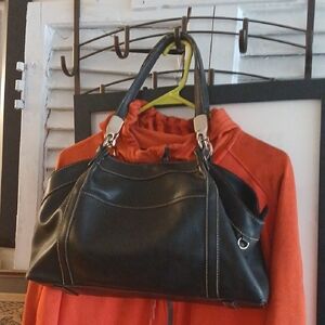 Vintage America Black Shoulder Bag